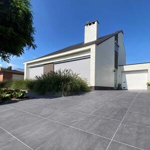 Sinterized Stone L'ALTRA PIETRA Castello Antrazyt, 60 X 60 X 2 cm, R11 - Non-Slip for outdoor use
