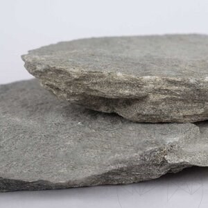 Kavala Slate Chiseled Edge Japanese Garden Step