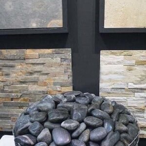 Black Polished Pebbles Bag 20 kg