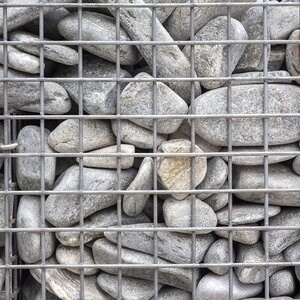 Fish Grey Kavala Slate Pebbles 1-3 cm KG