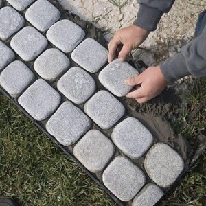 Kavala Tumbled Slate Cobblestone, 10 x 10 x 3-5 cm