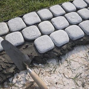 Kavala Tumbled Slate Cobblestone, 10 x 10 x 3-5 cm