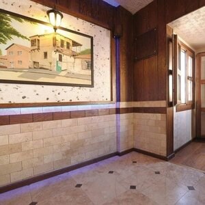 Classic Cross Cut Brushed Travertine, 10 x 30.5 x 1 cm