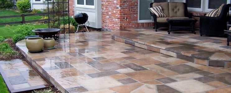 Terrace decoration project with multicolor slate