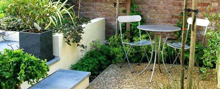 Best tips for landscaping small gardens with natural stone